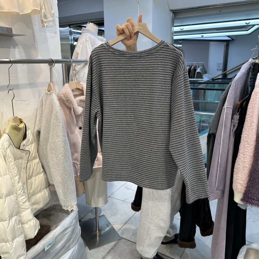 FLY FLY東大門㊣實拍女士新品職業人氣真品熱賣25秋冬長袖T恤FLY FLY長袖T恤