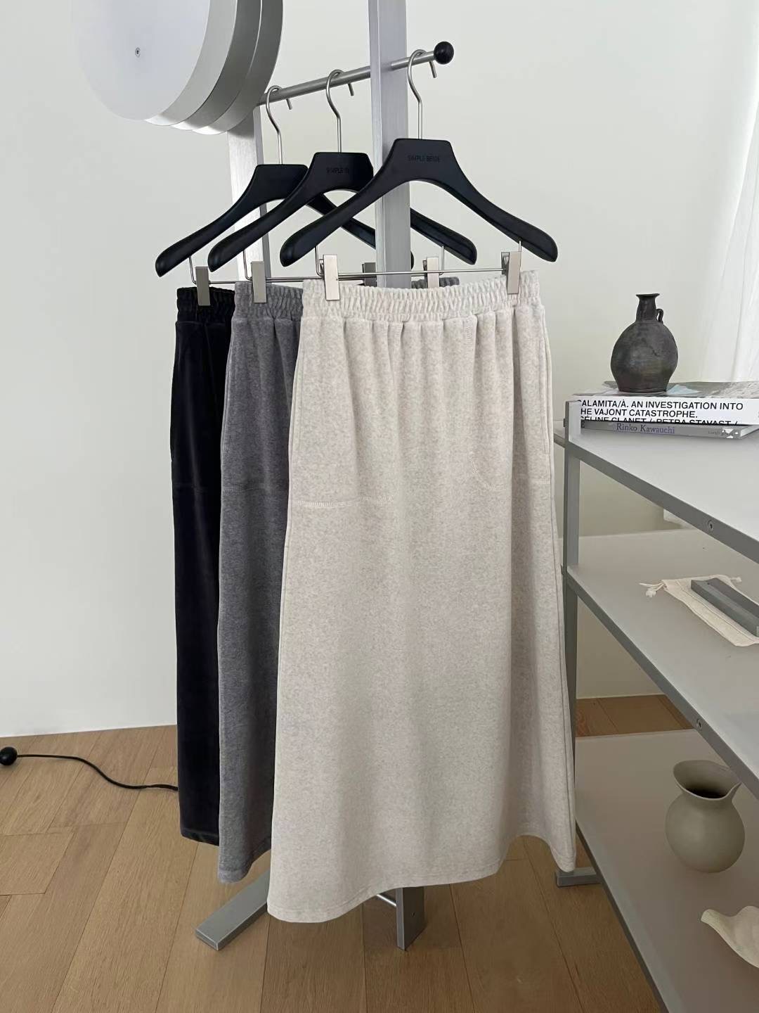 SIMPIEBEIGE東大門㊣代購女裝新款推薦熱賣時尚休閑長裙絲絨SIMPIEBEIGE長裙