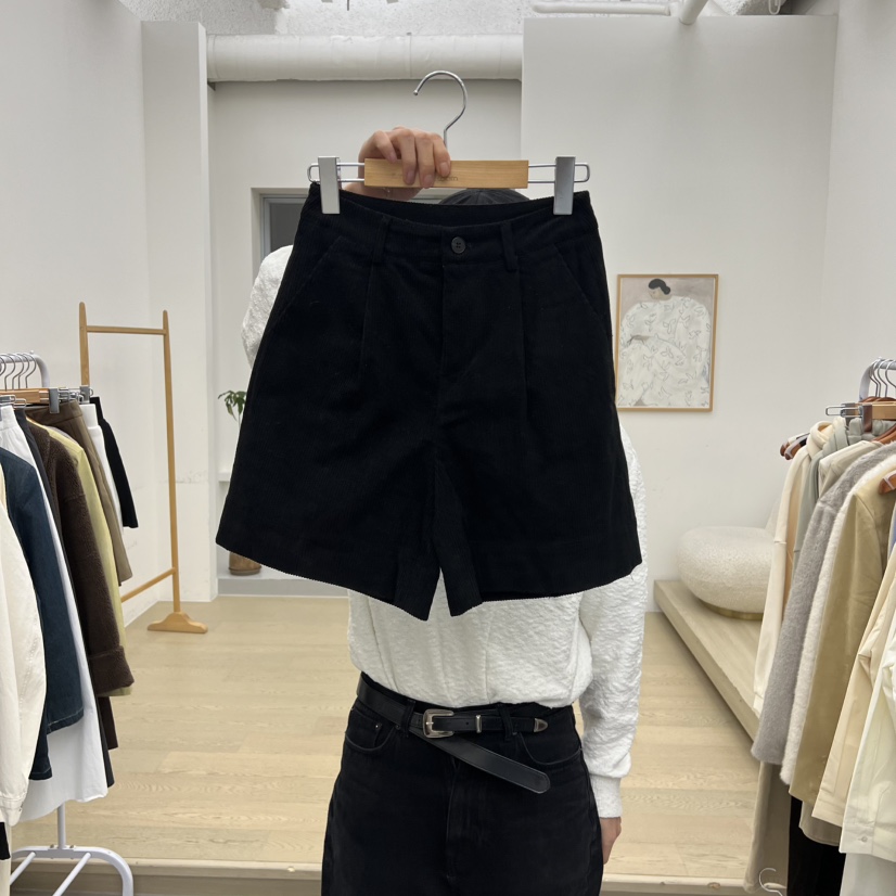 DRESS ROOM韓國代購㊣女士新款時尚真品職業推薦短褲燈芯絨DRESS ROOM短褲圖色3