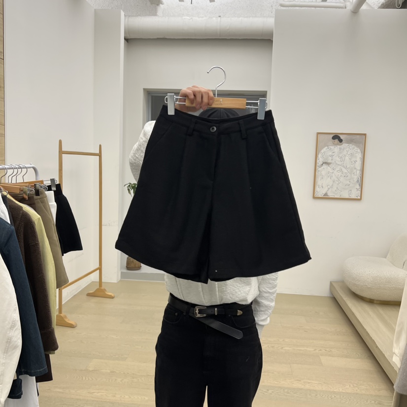 DRESS ROOM東大門㊣直郵女裝新款休閑熱賣時尚人氣短褲羊毛DRESS ROOM短褲圖色1