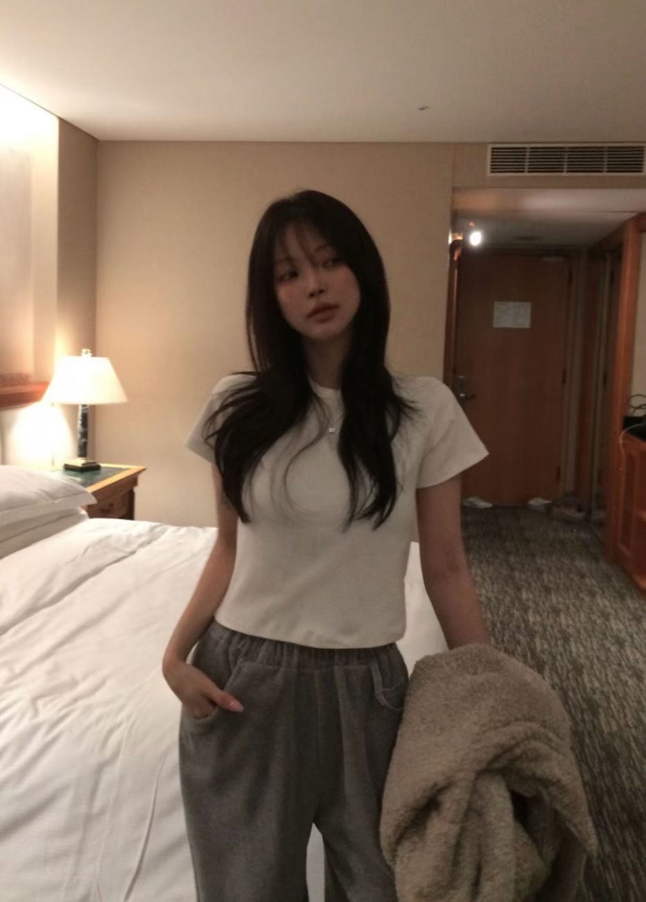 INBIBLE東大門㊣直郵女士新款職業熱賣推薦人氣休閑25秋冬T恤INBIBLET恤