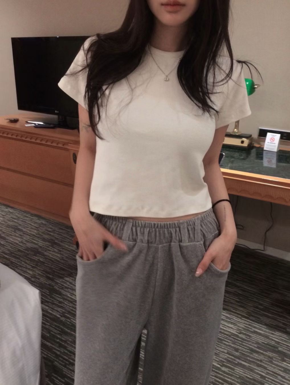 INBIBLE東大門㊣直郵女士新款職業熱賣推薦人氣休閑25秋冬T恤INBIBLET恤圖色1