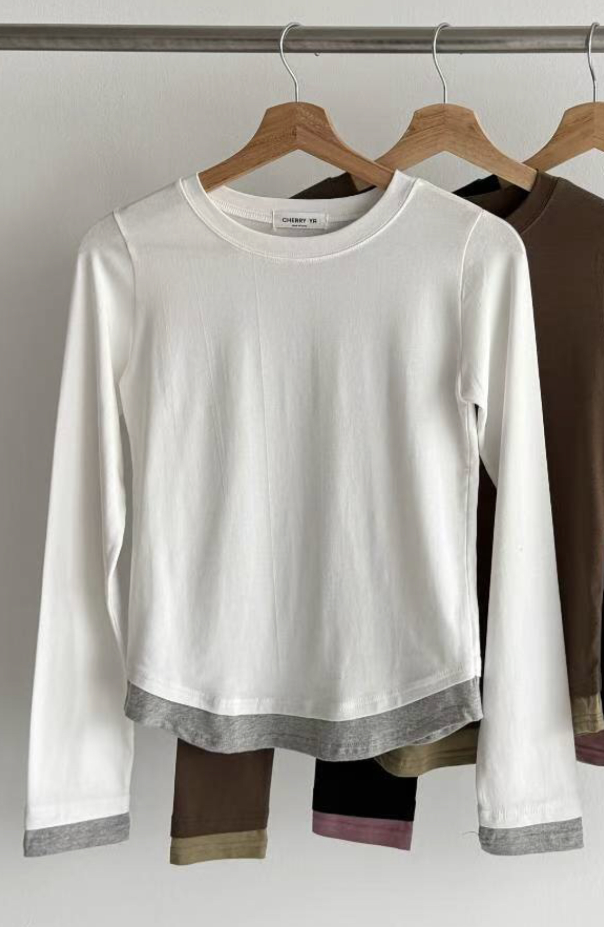 CHERRY YA東大門㊣實拍女裝新品真品時尚熱賣25秋冬長袖T恤CHERRY YA長袖T恤圖色1