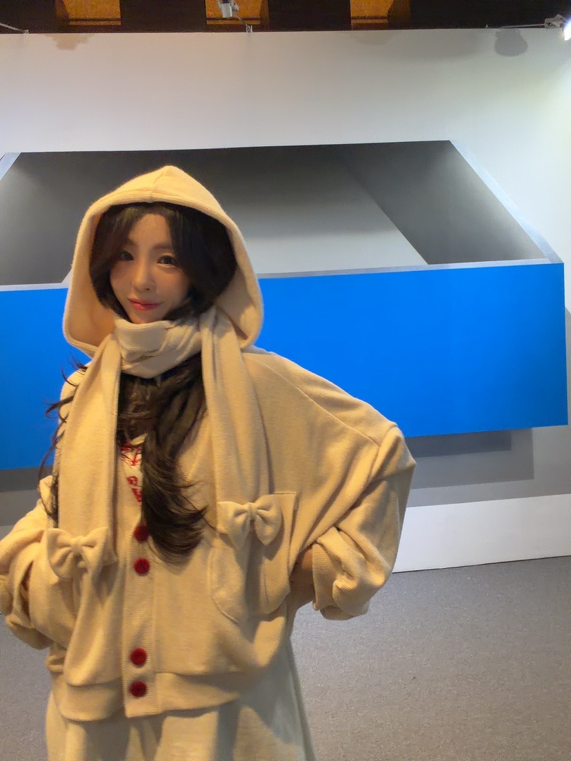 PALETTE-Q東大門㊣直郵女士新款時尚休閑套裝套裝圍巾開衫PALETTE-Q套裝