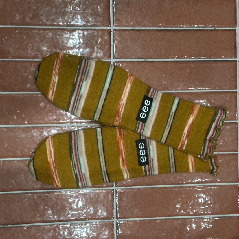 E/E/E東大門㊣代購女士新品推薦職業25秋冬熱賣時尚休閑手套E/E/E手套圖色1