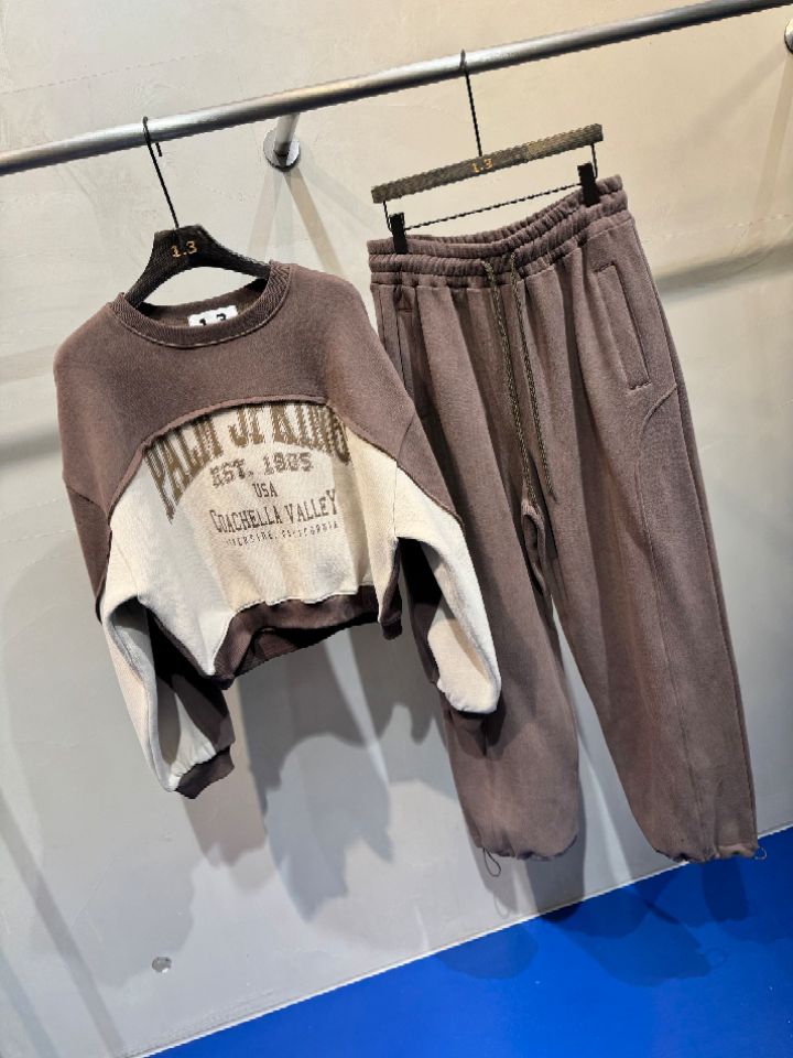 1.3東大門㊣實拍女士新款熱賣休閑職業25秋冬人氣時尚套裝1.3套裝