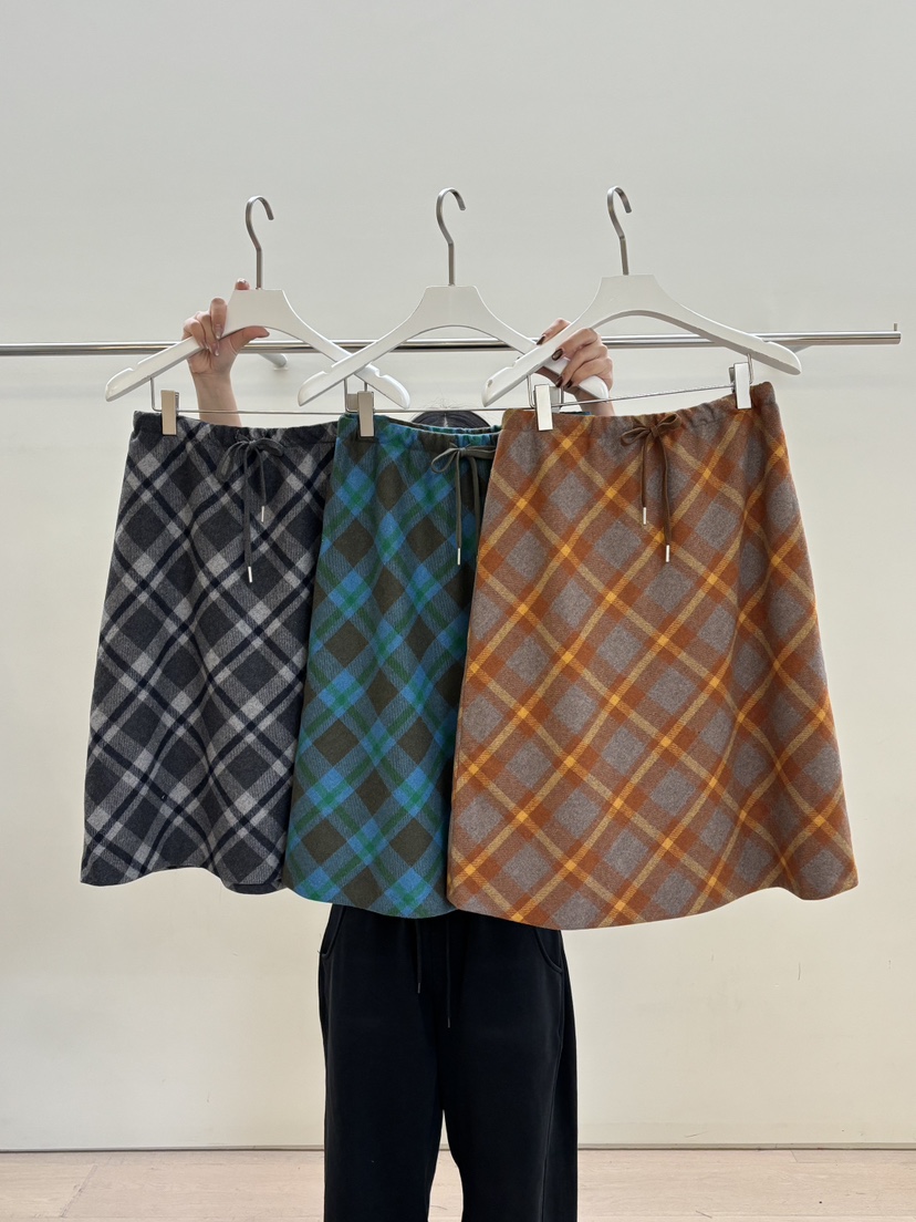 PEBBLE韓國直郵㊣女士新款休閑推薦25秋冬時尚半身裙中短裙PEBBLE半身裙/中短裙