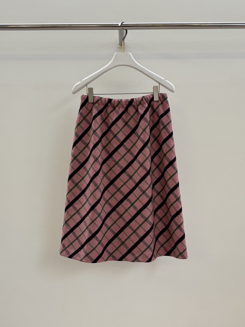 PEBBLE韓國直郵㊣女裝新款時尚人氣職業推薦休閑半身裙中短裙PEBBLE半身裙/中短裙