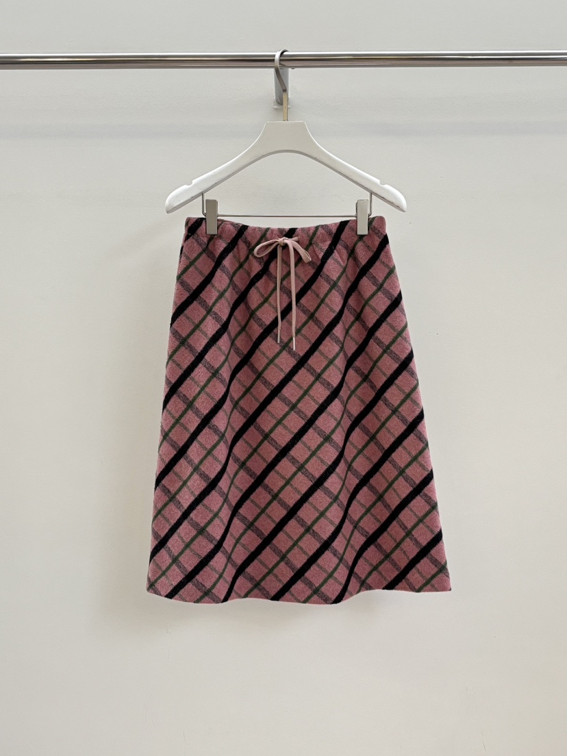 PEBBLE韓國直郵㊣女裝新款時尚人氣職業推薦休閑半身裙中短裙PEBBLE半身裙/中短裙圖色1