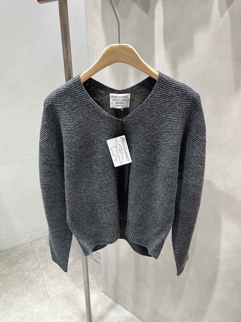 EVERCOMMERCE METICULOUSLY DESIGNED東大門㊣實拍女士新品人氣針織衫EVERCOMMERCE METICULOUSLY DESIGNED針織衫圖色4