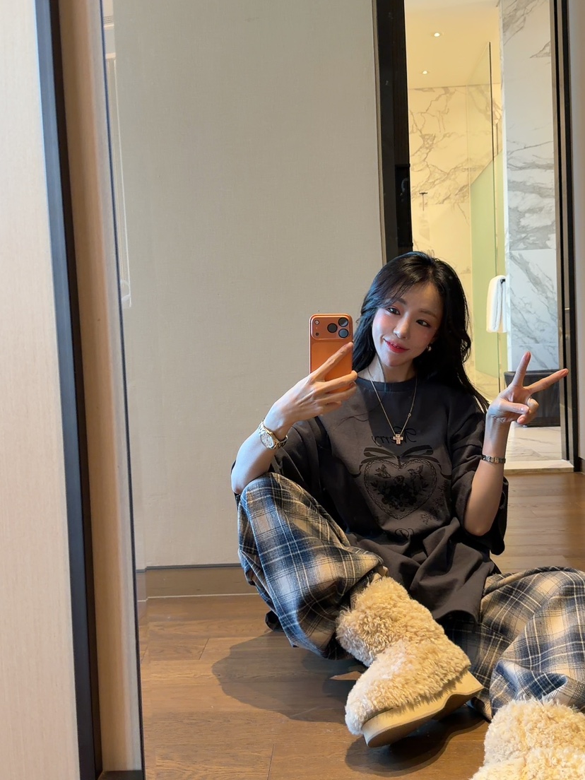 PALETTE-Q東大門㊣直郵女裝新品時尚休閑25秋冬人氣推薦T恤PALETTE-QT恤