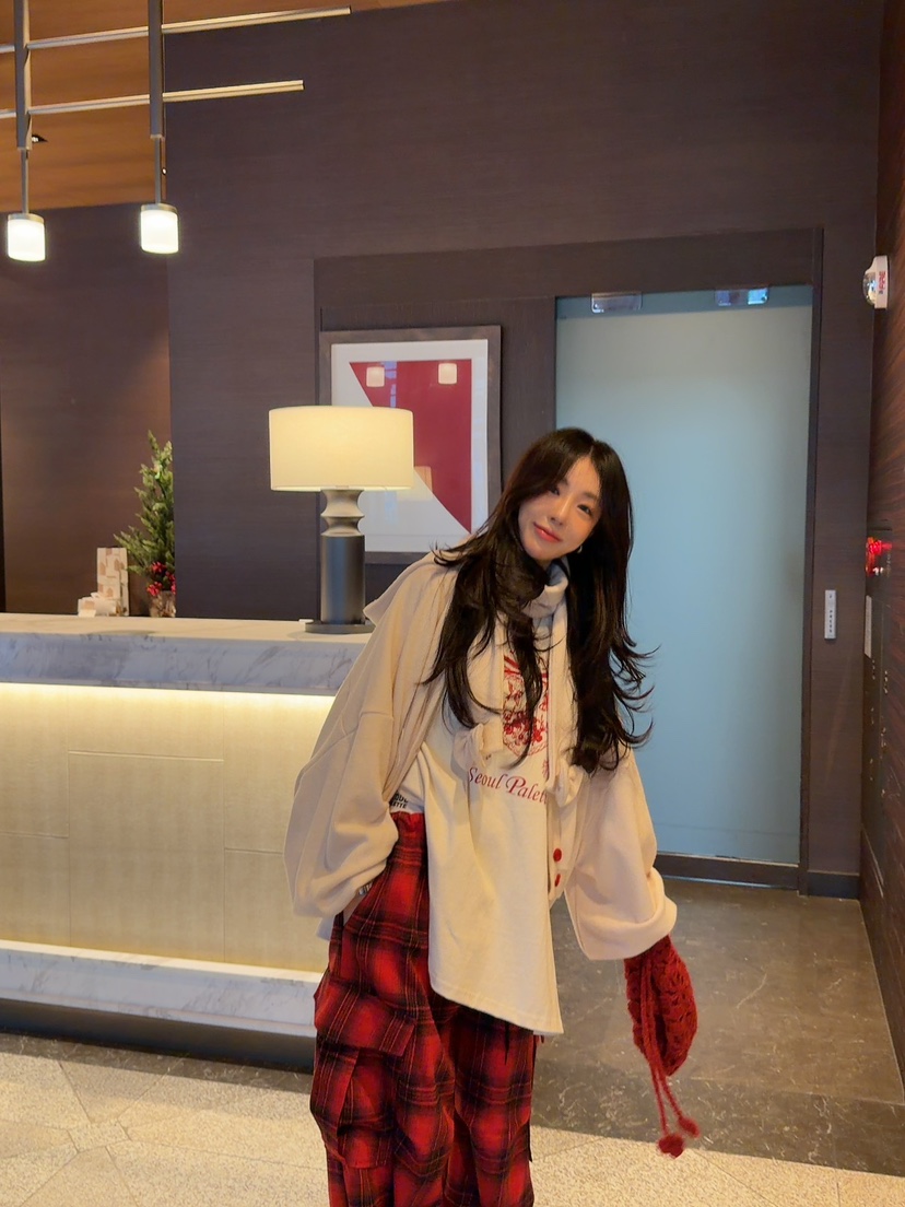 PALETTE-Q東大門㊣直郵女裝新品時尚休閑25秋冬人氣推薦T恤PALETTE-QT恤