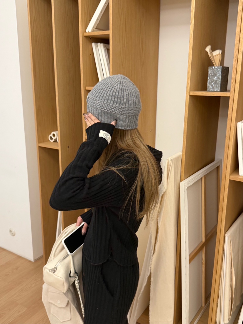 ZEROZERO東大門㊣代購女裝新款熱賣職業時尚推薦針織衫紐扣ZEROZERO針織衫