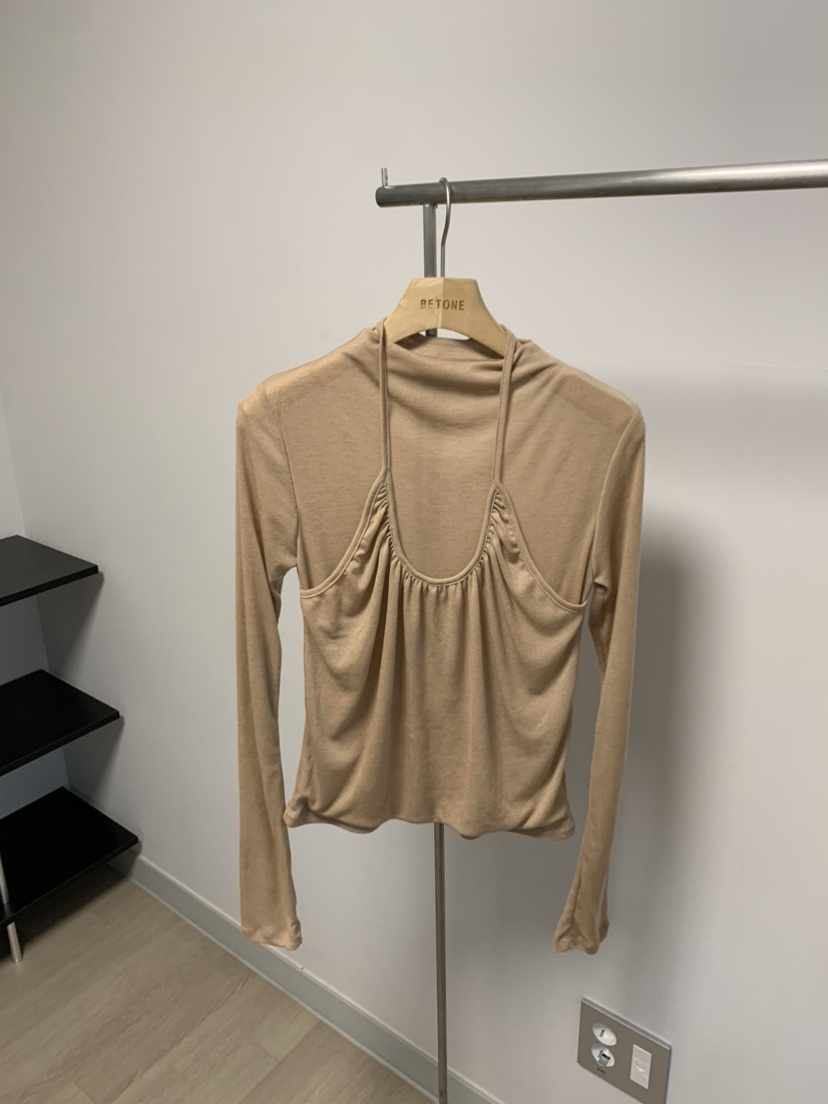 BETONE韓國代購㊣女裝新品人氣職業推薦熱賣25秋冬長袖T恤褶裥BETONE長袖T恤圖色2