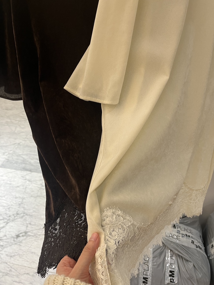 DE VENTI韓國代購㊣女士新款時尚人氣25秋冬襯衫蕾絲衫天鵝絨DE VENTI襯衫/蕾絲衫