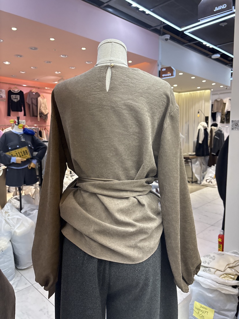 JMIND東大門㊣實拍女裝新款休閑時尚人氣熱賣襯衫蕾絲衫天鵝絨JMIND襯衫/蕾絲衫