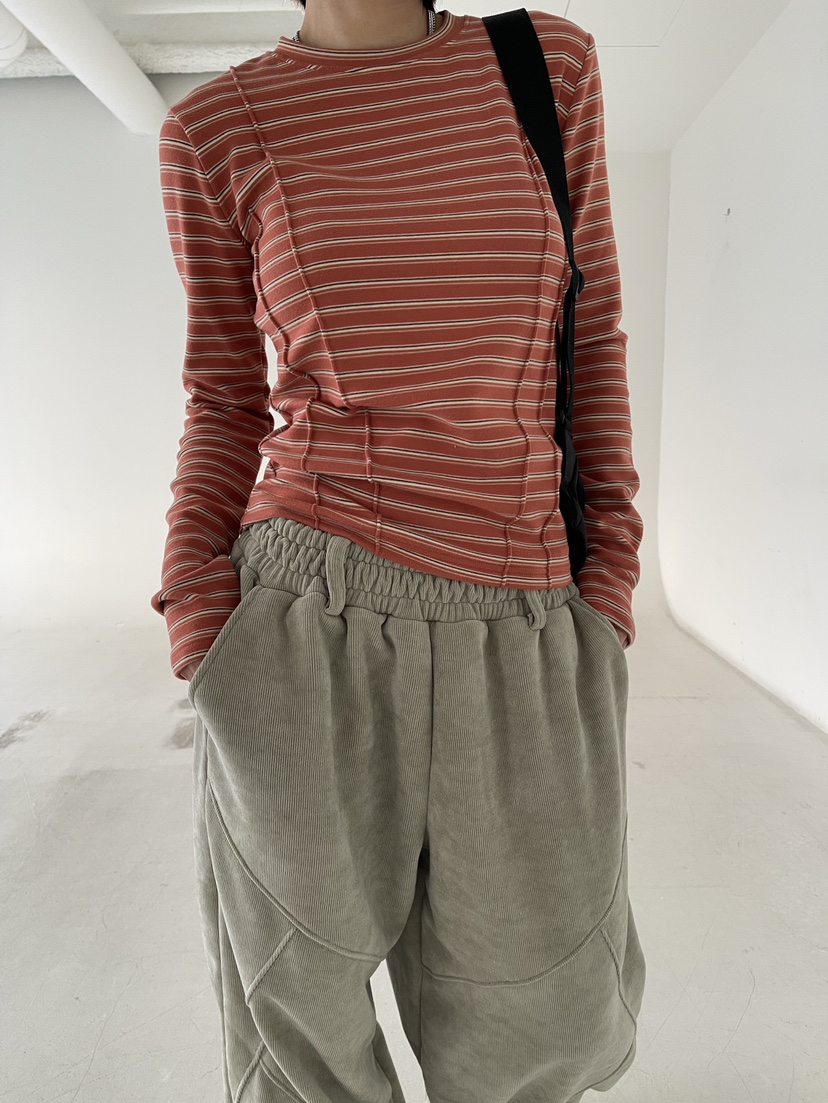 REIZ東大門㊣代購女裝新款推薦職業人氣熱賣休閑25秋冬長袖T恤REIZ長袖T恤