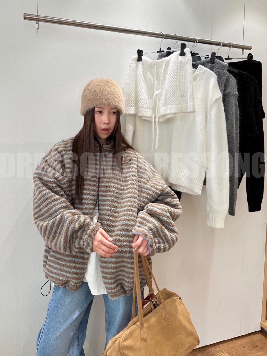 AMOOD韓國直郵㊣女士新品人氣時尚熱賣職業25秋冬推薦衛衣拉鏈AMOOD衛衣