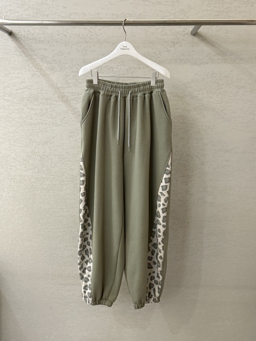 PLAYBUTTON-P東大門㊣直郵女士新品時尚休閑熱賣休閑褲抓絨PLAYBUTTON休閑褲圖色1