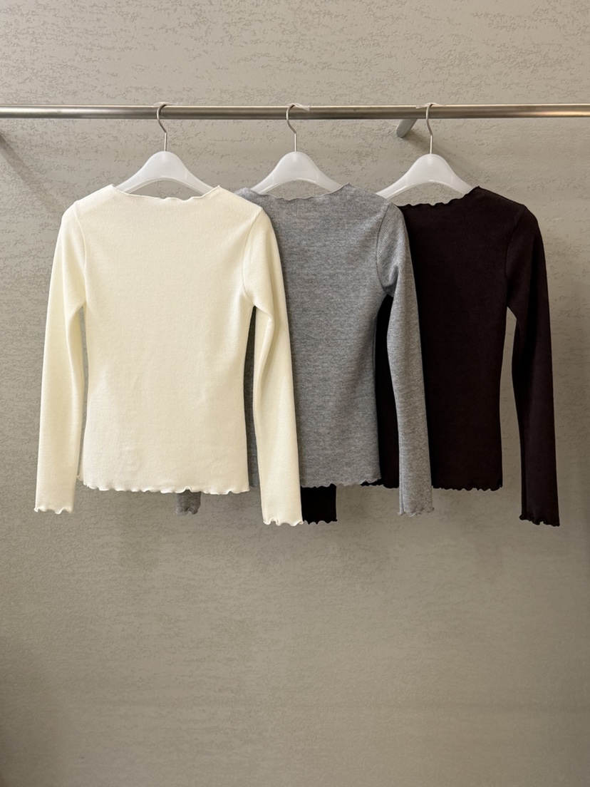 PLAYBUTTON-P韓國直郵㊣女士新品25秋冬時尚熱賣職業長袖T恤PLAYBUTTON長袖T恤