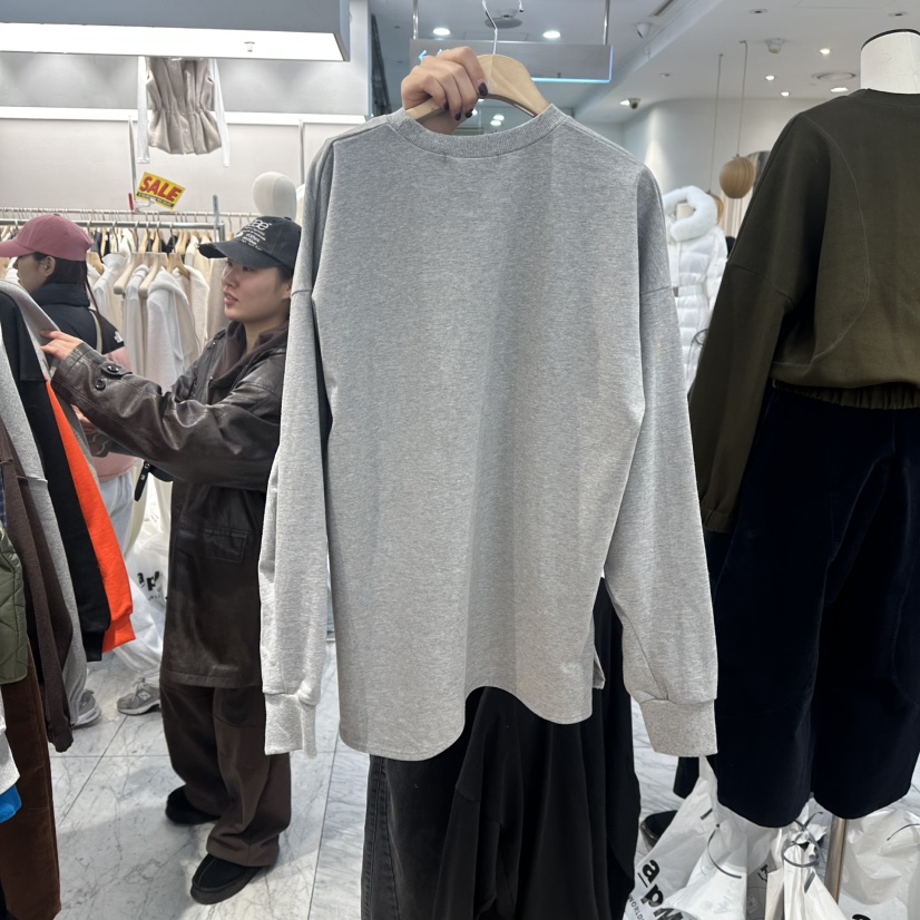 REVE-L韓國直郵㊣女士新品熱賣25秋冬推薦時尚人氣長袖T恤REVE-L長袖T恤