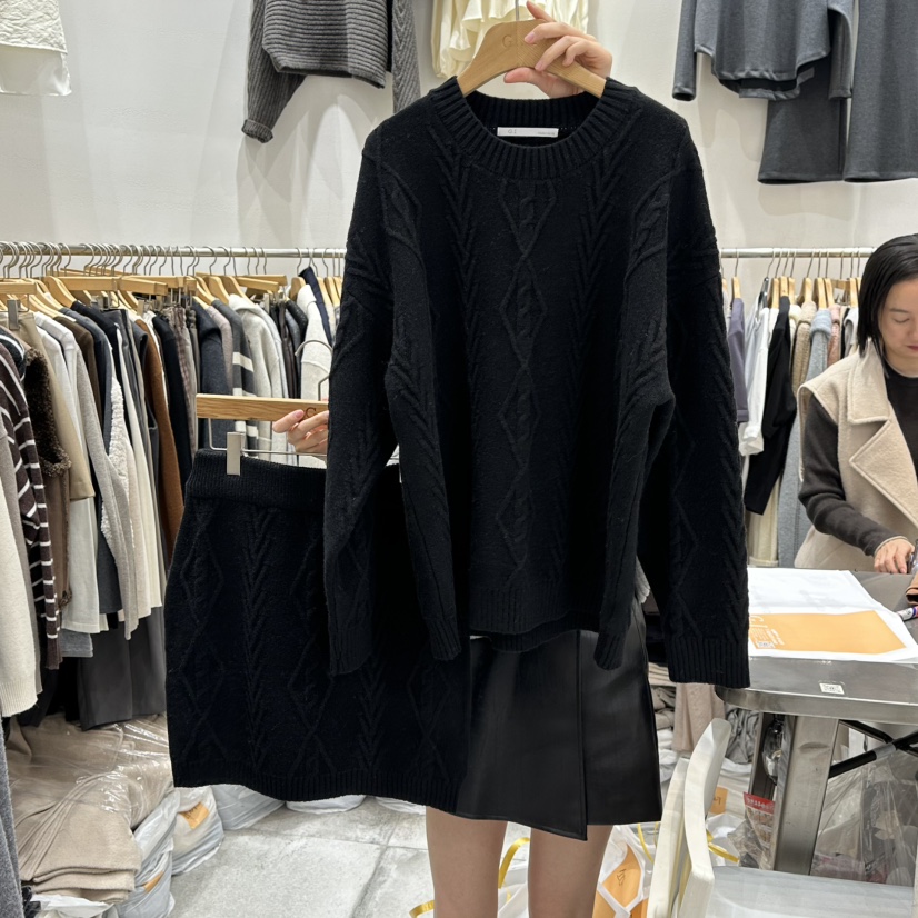 G.I-L東大門㊣直郵女裝新品休閑熱賣25秋冬時尚推薦人氣套裝G.I-L套裝圖色3黑色