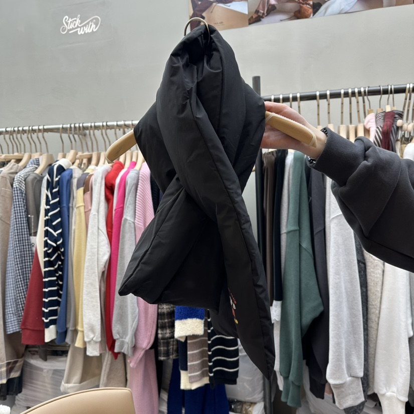 STICK WITH韓國直郵㊣女士新品時尚職業25秋冬熱賣圍巾披肩STICK WITH圍巾/披肩圖色2