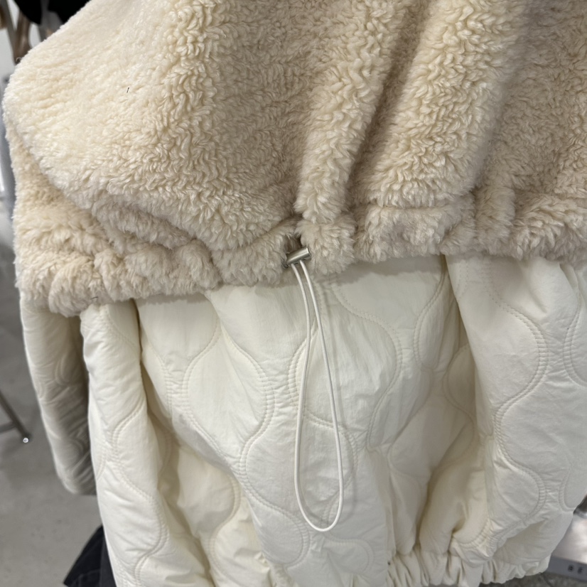 VENEFIT東大門㊣直郵女裝新款25秋冬休閑推薦人氣時尚熱賣夾克VENEFIT/JENNIE夾克