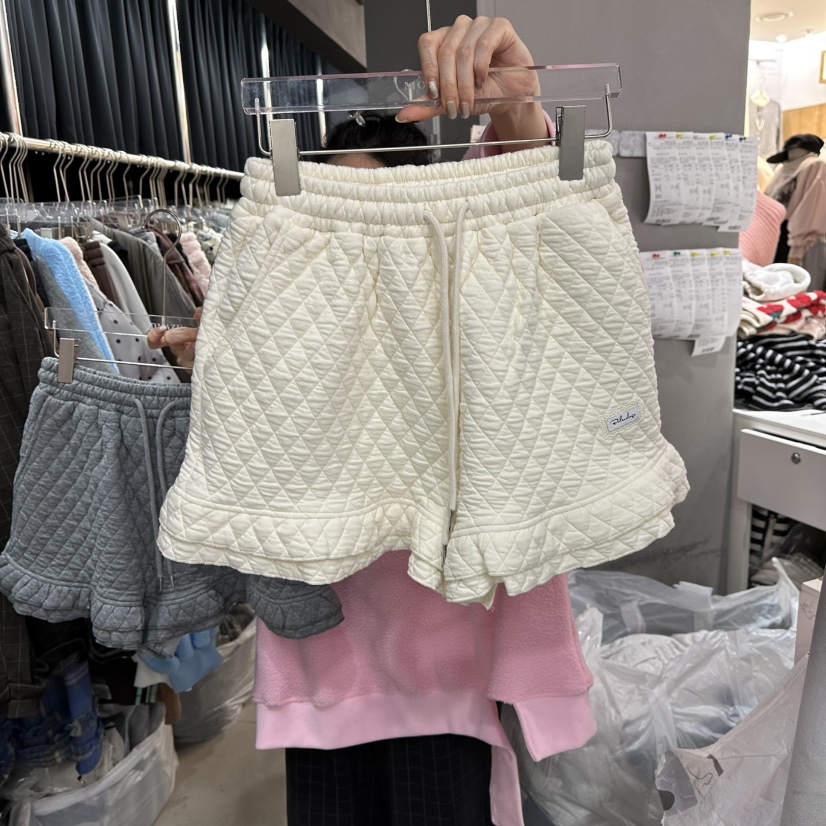 MOMAZU韓國直郵㊣女裝新品休閑人氣職業時尚短褲荷葉邊絎縫MOMAZU短褲圖色1