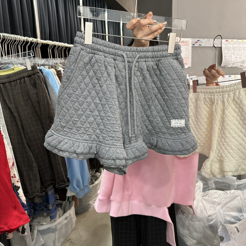 MOMAZU韓國直郵㊣女裝新品休閑人氣職業時尚短褲荷葉邊絎縫MOMAZU短褲圖色2