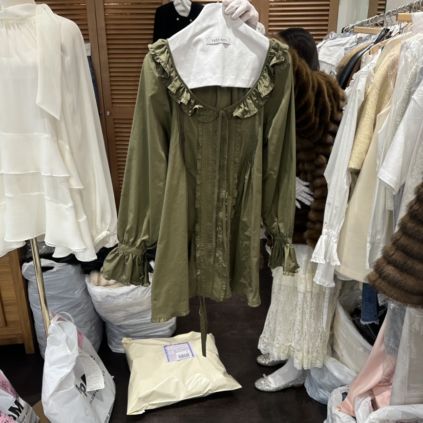 TRES BIEN韓國直郵㊣女裝新品時尚休閑推薦連衣裙荷葉邊褶裥TRES BIEN連衣裙圖色2