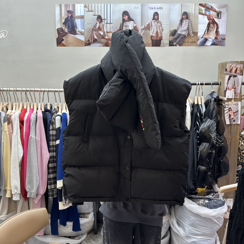 STICK WITH東大門㊣代購女裝新品熱賣推薦職業馬甲含圍巾填充STICK WITH馬甲圖色2