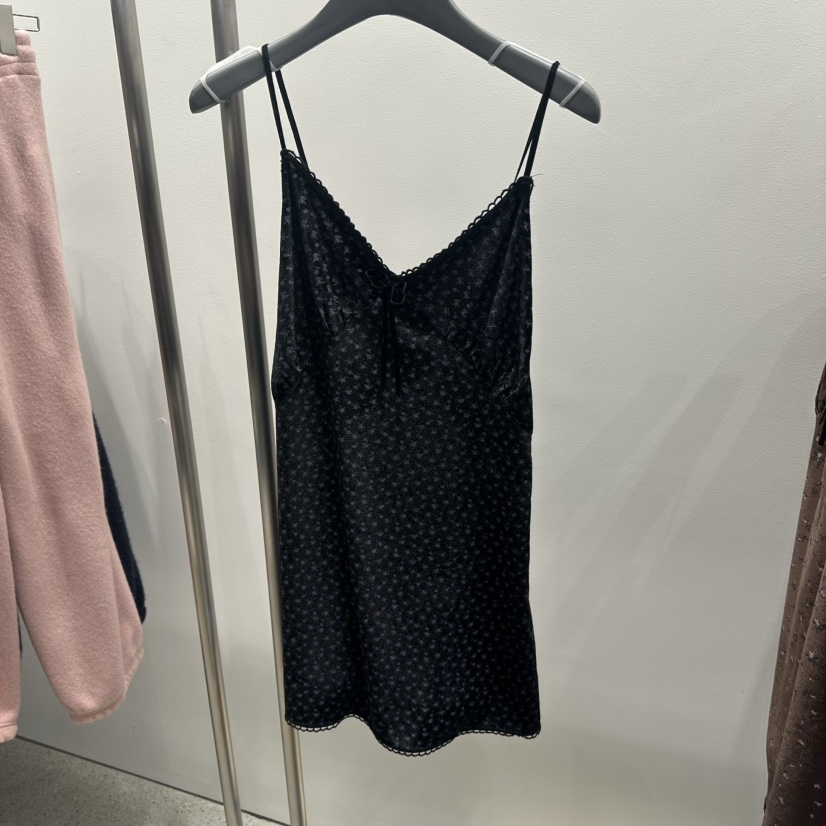 TARABY MOTION韓國代購㊣女士新款25秋冬人氣職業推薦連衣裙TARABY MOTION連衣裙圖色2