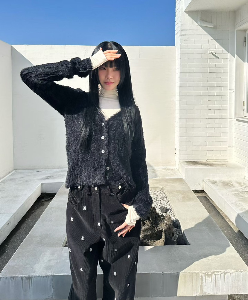 AMOUR韓國直郵㊣女士新品職業25秋冬人氣時尚推薦針織衫羊毛衫AMOUR針織衫