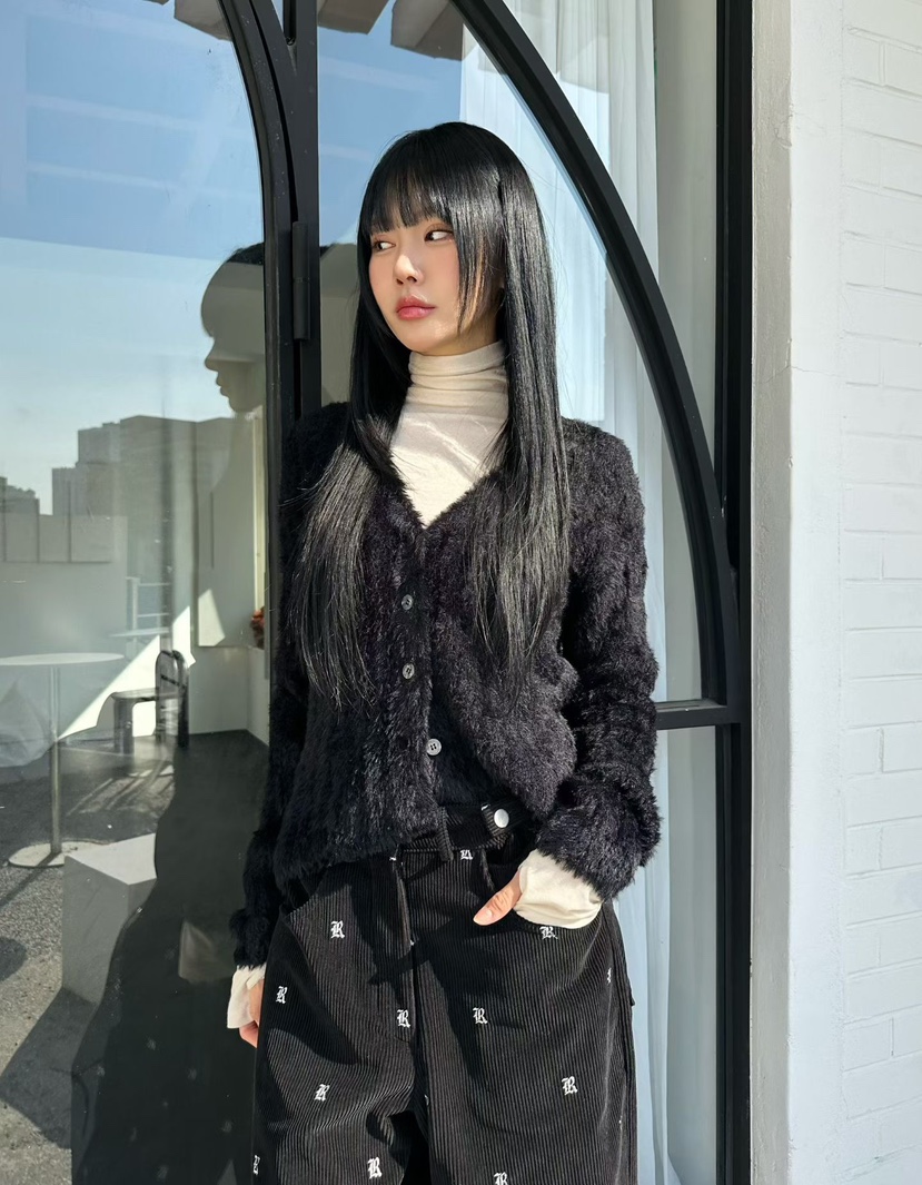 AMOUR韓國直郵㊣女士新品職業25秋冬人氣時尚推薦針織衫羊毛衫AMOUR針織衫圖色2