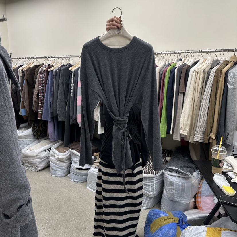 AMOEBA韓國代購㊣女士新品休閑時尚人氣職業熱賣推薦長袖T恤AMOEBA長袖T恤圖色2墨色