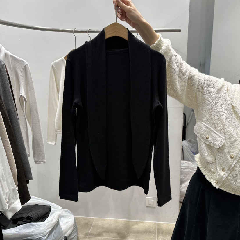 ENVY東大門㊣代購女裝新款休閑25秋冬人氣職業熱賣長袖T恤圍巾ENVY長袖T恤圖色4黑色