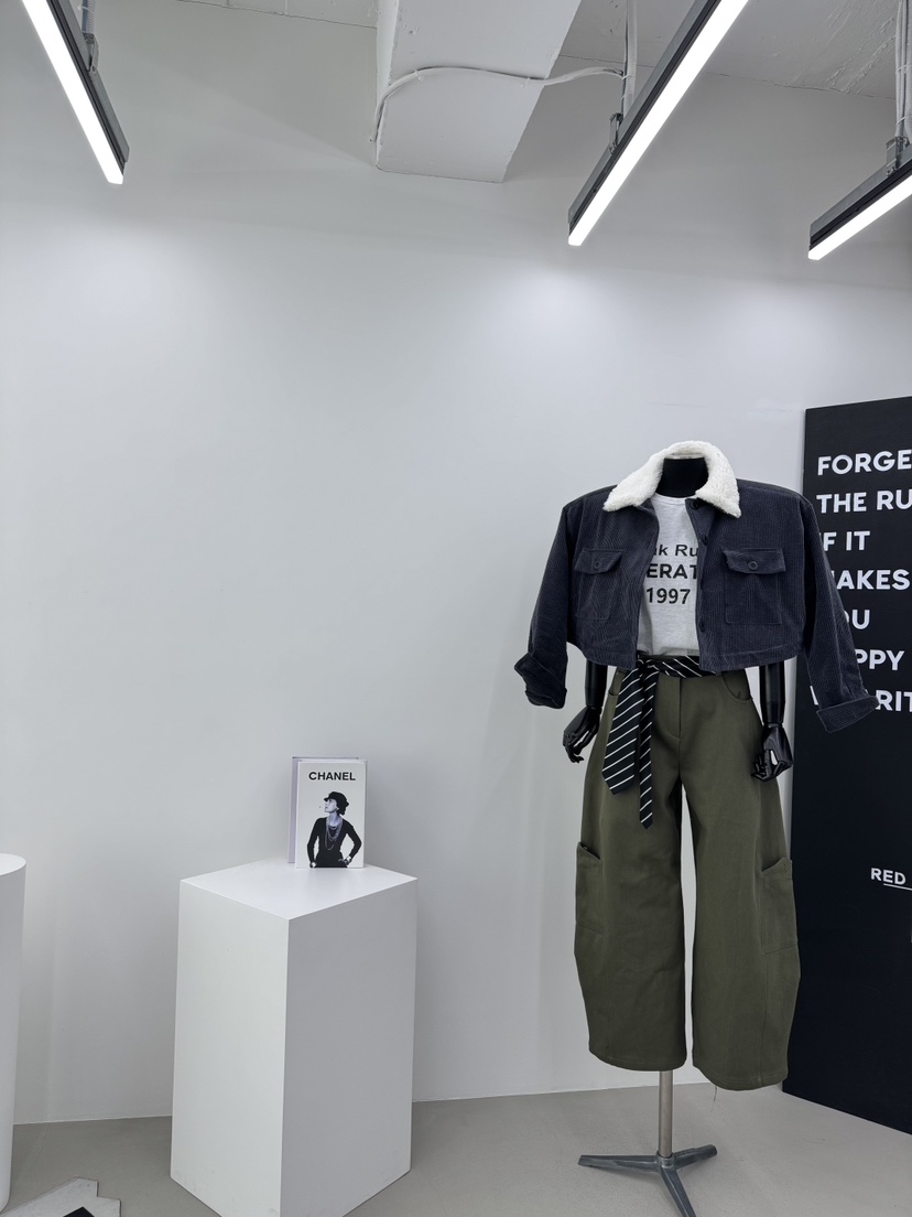 RED-A東大門㊣實拍女裝新款時尚人氣推薦職業25秋冬夾克羊毛RED-A夾克