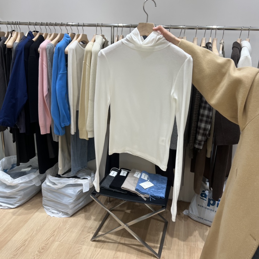 HAUS-A東大門㊣代購女士新品休閑熱賣25秋冬時尚推薦長袖T恤HAUSWOMEN長袖T恤圖色1