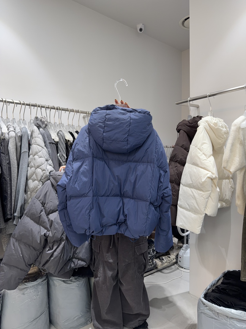 LOOKK東大門㊣代購女士新品時尚推薦人氣職業短款羽絨服鴨絨LOOKK短款羽絨服