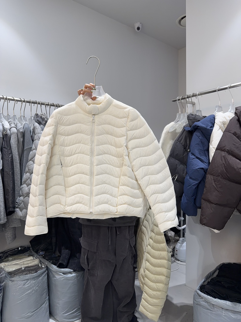 LOOKK韓國代購㊣女裝新品職業熱賣推薦時尚25秋冬短款羽絨服鵝絨LOOKK短款羽絨服圖色3