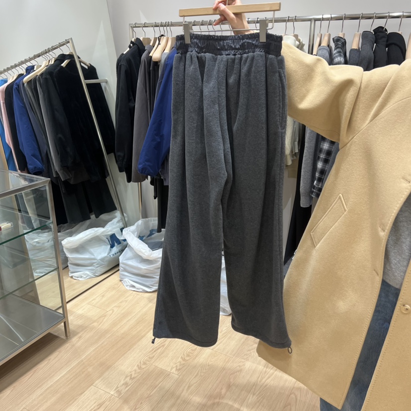 HAUS-A東大門㊣代購女裝新款時尚休閑熱賣半身裙中短裙抓絨HAUSWOMEN半身裙/中短裙