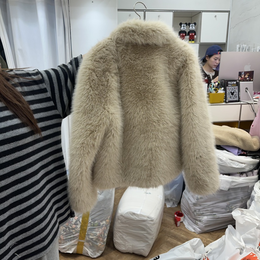 DE LINE東大門㊣實拍女裝新品25秋冬休閑推薦短款大衣皮草DE LINE短款大衣