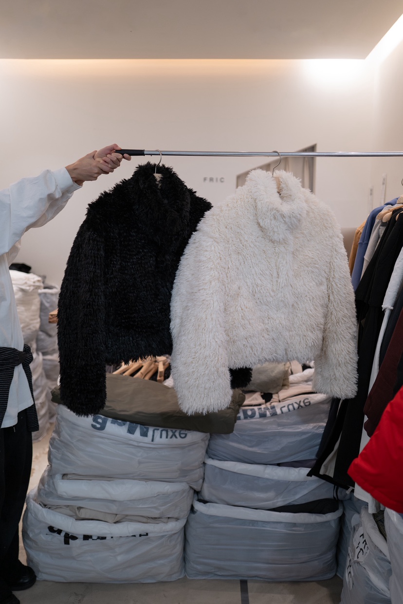 FRIC東大門㊣代購女士新款推薦休閑熱賣25秋冬職業短款大衣FRIC短款大衣