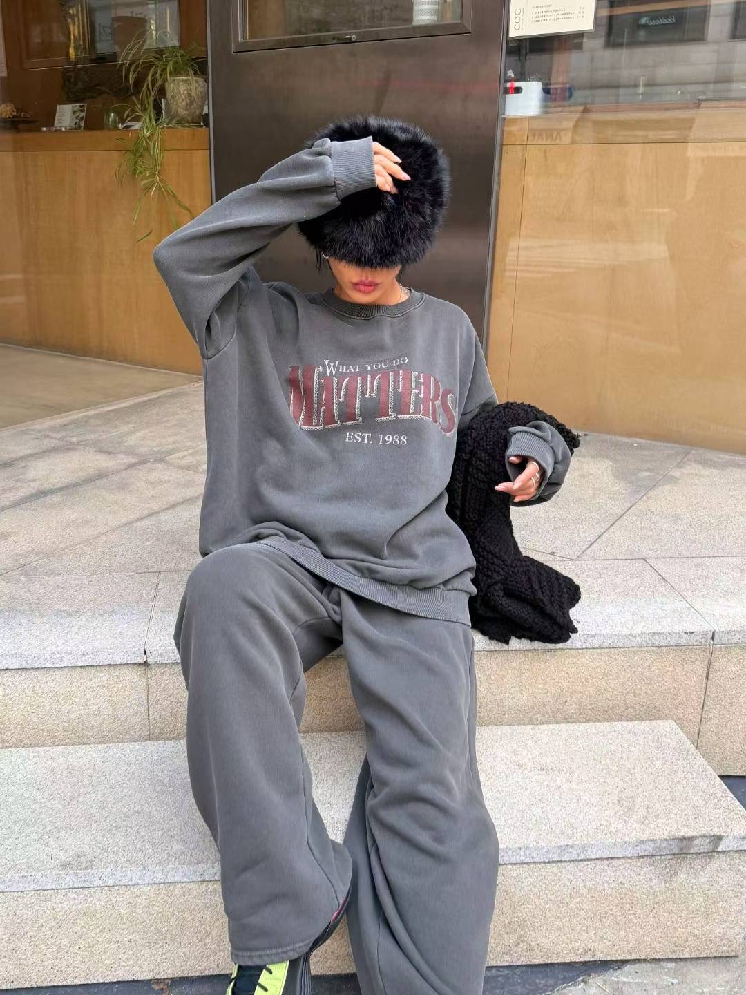 BCLOTHES-비클로스-T韓國代購㊣女裝新款熱賣人氣休閑衛衣B'CLOTHES衛衣