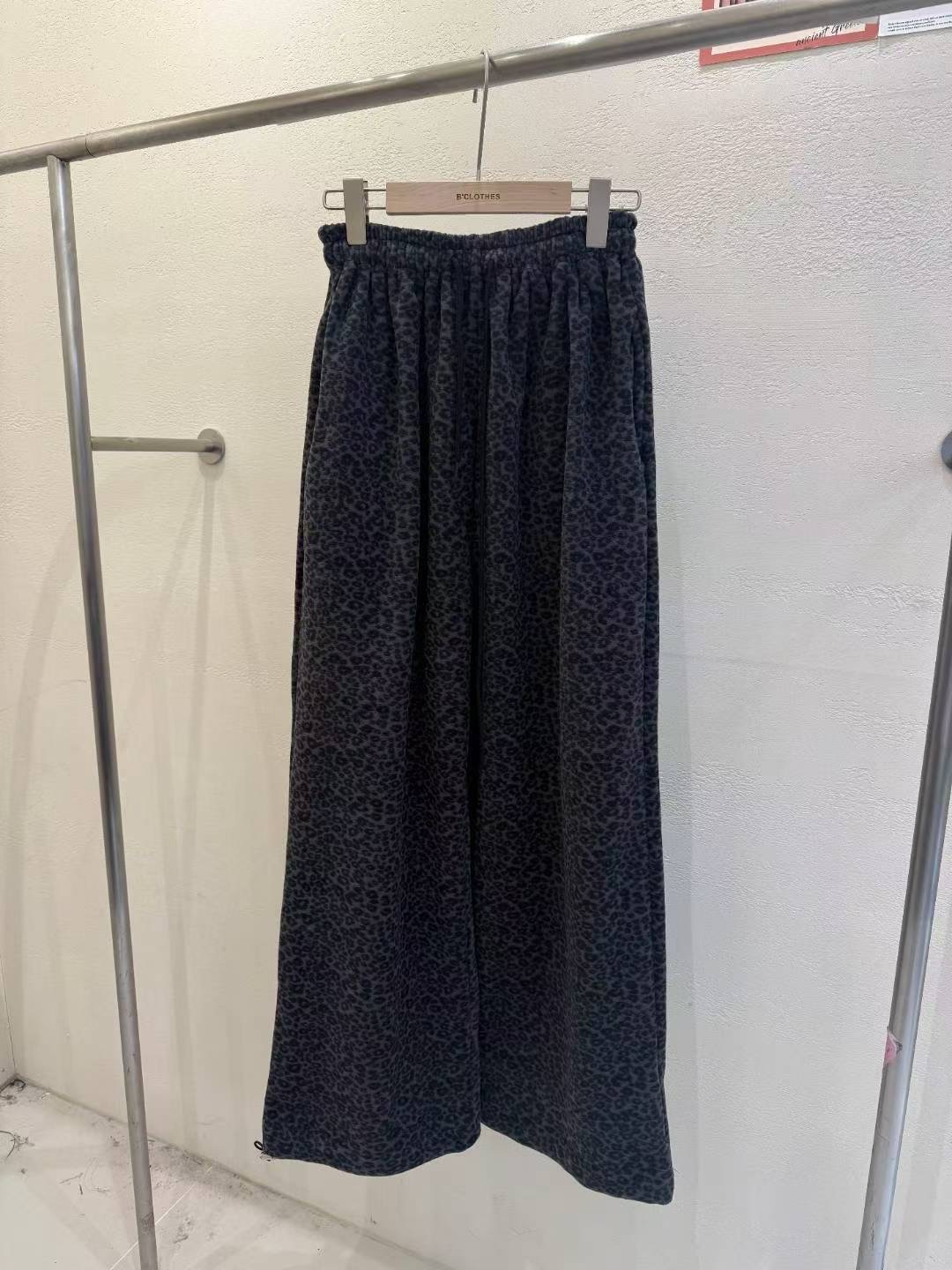 BCLOTHES-비클로스-T東大門㊣代購女士新款熱賣人氣休閑褲B'CLOTHES休閑褲圖色1