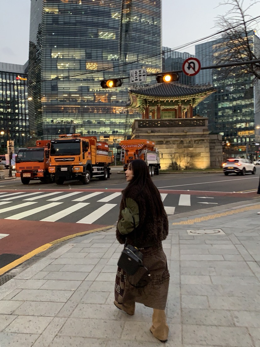 SUNDER MARKET東大門㊣直郵女士新款休閑時尚推薦真品夾克SUNDER MARKET夾克