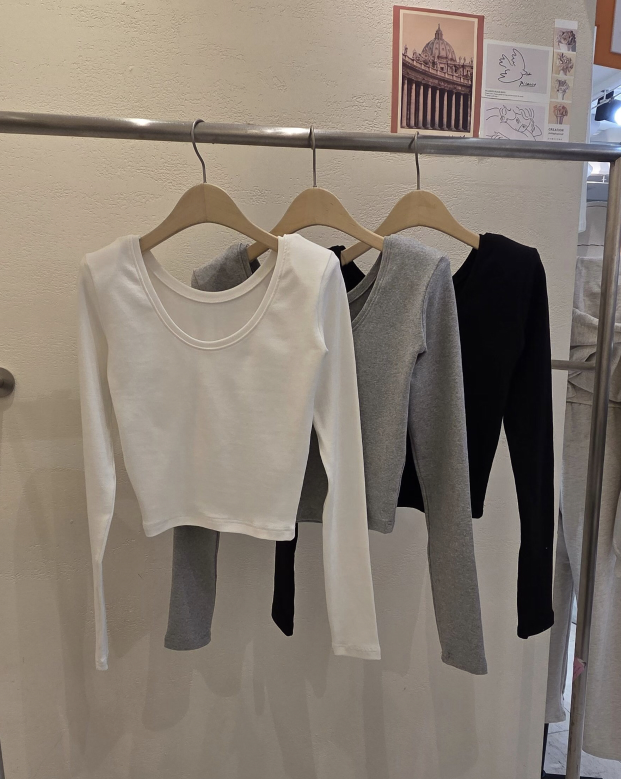 KIKI ROOM韓國直郵㊣女裝新款時尚人氣休閑真品熱賣長袖T恤KIKI ROOM長袖T恤圖色3左三色