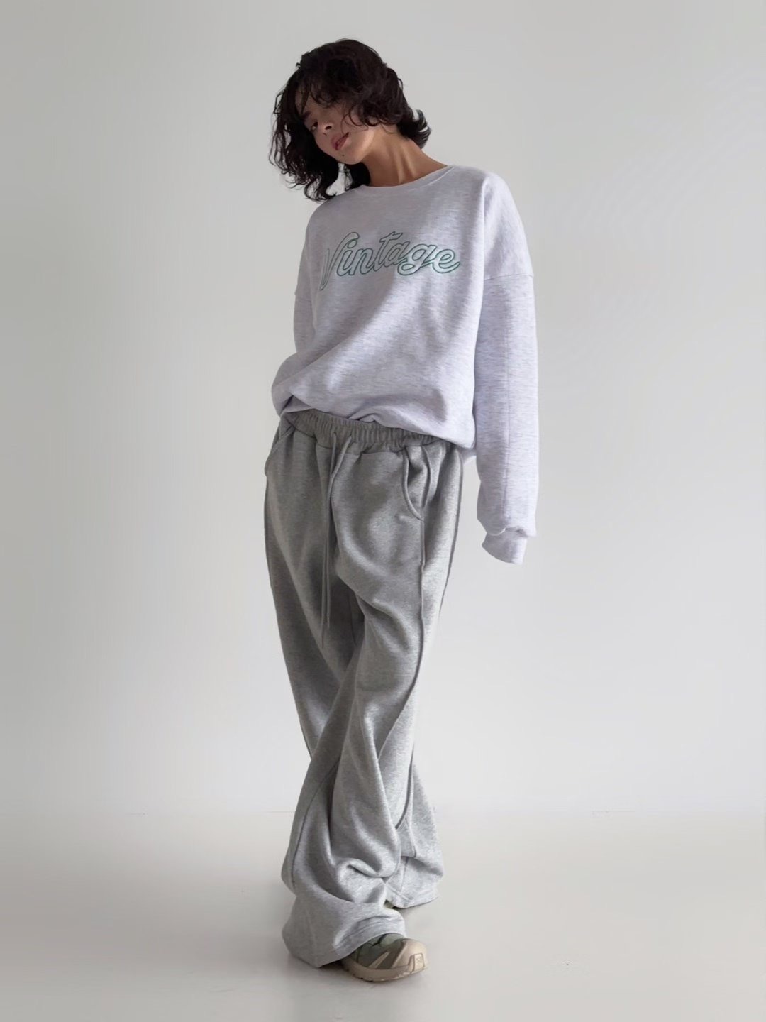 KIKI ROOM東大門㊣實拍女裝新款休閑時尚人氣真品熱賣衛衣KIKI ROOM衛衣