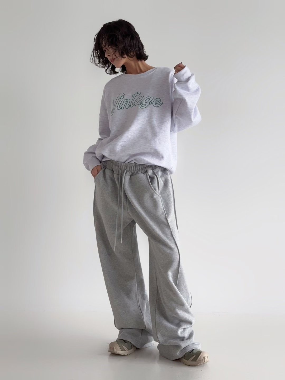 KIKI ROOM東大門㊣實拍女裝新款休閑時尚人氣真品熱賣衛衣KIKI ROOM衛衣